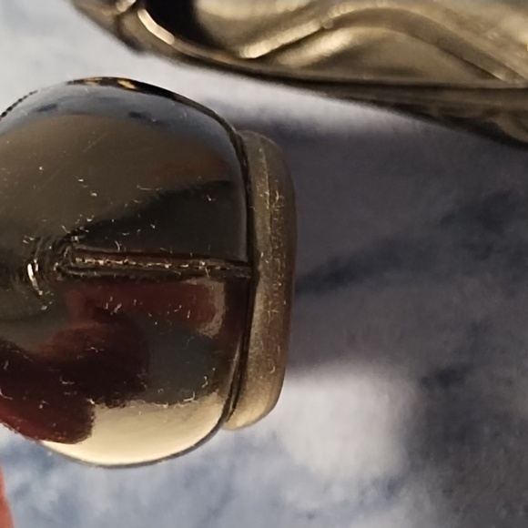 Authentic Burberry Quilted Flats - Picture 10 of 15